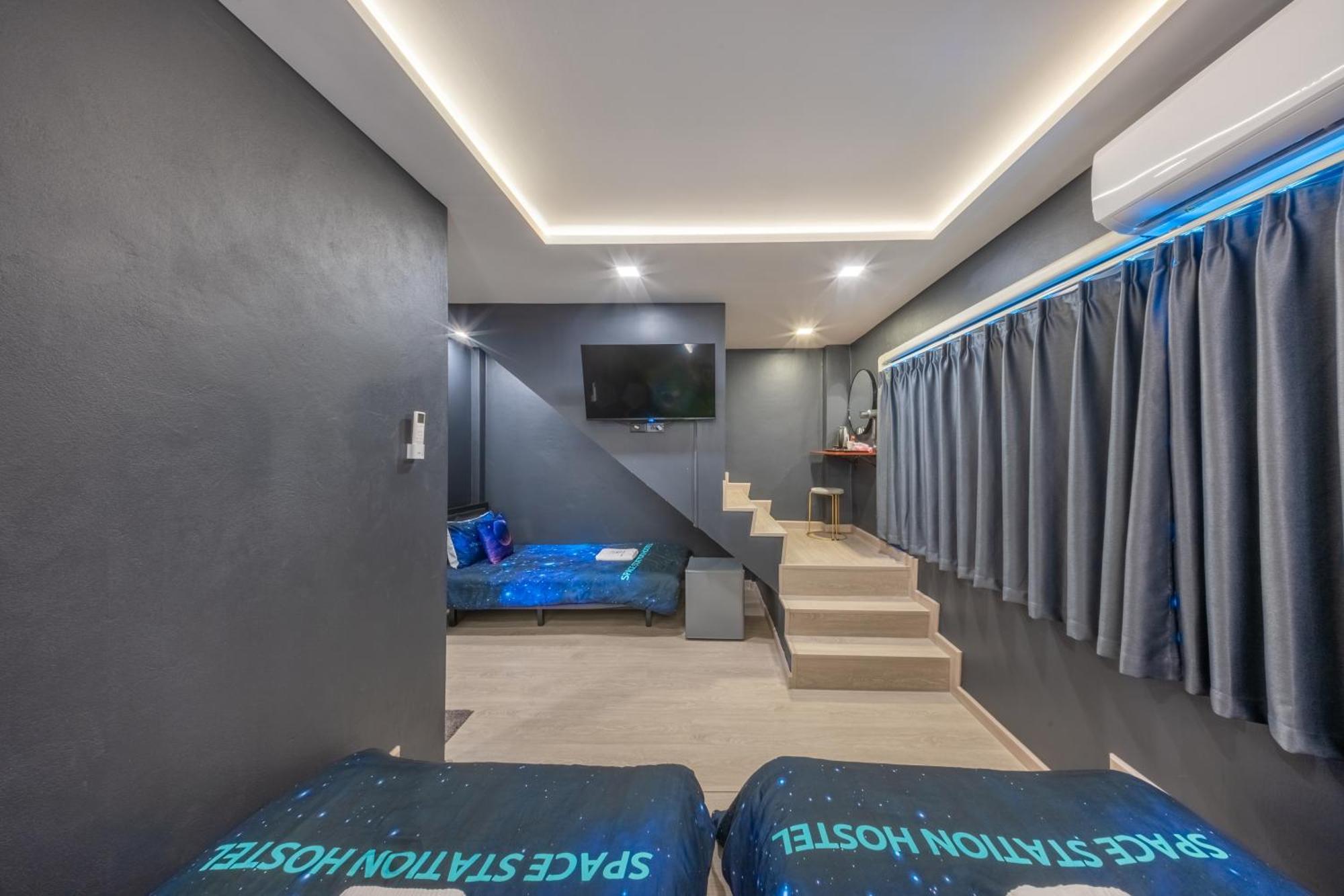Space Station Hostel Bangkok Room photo