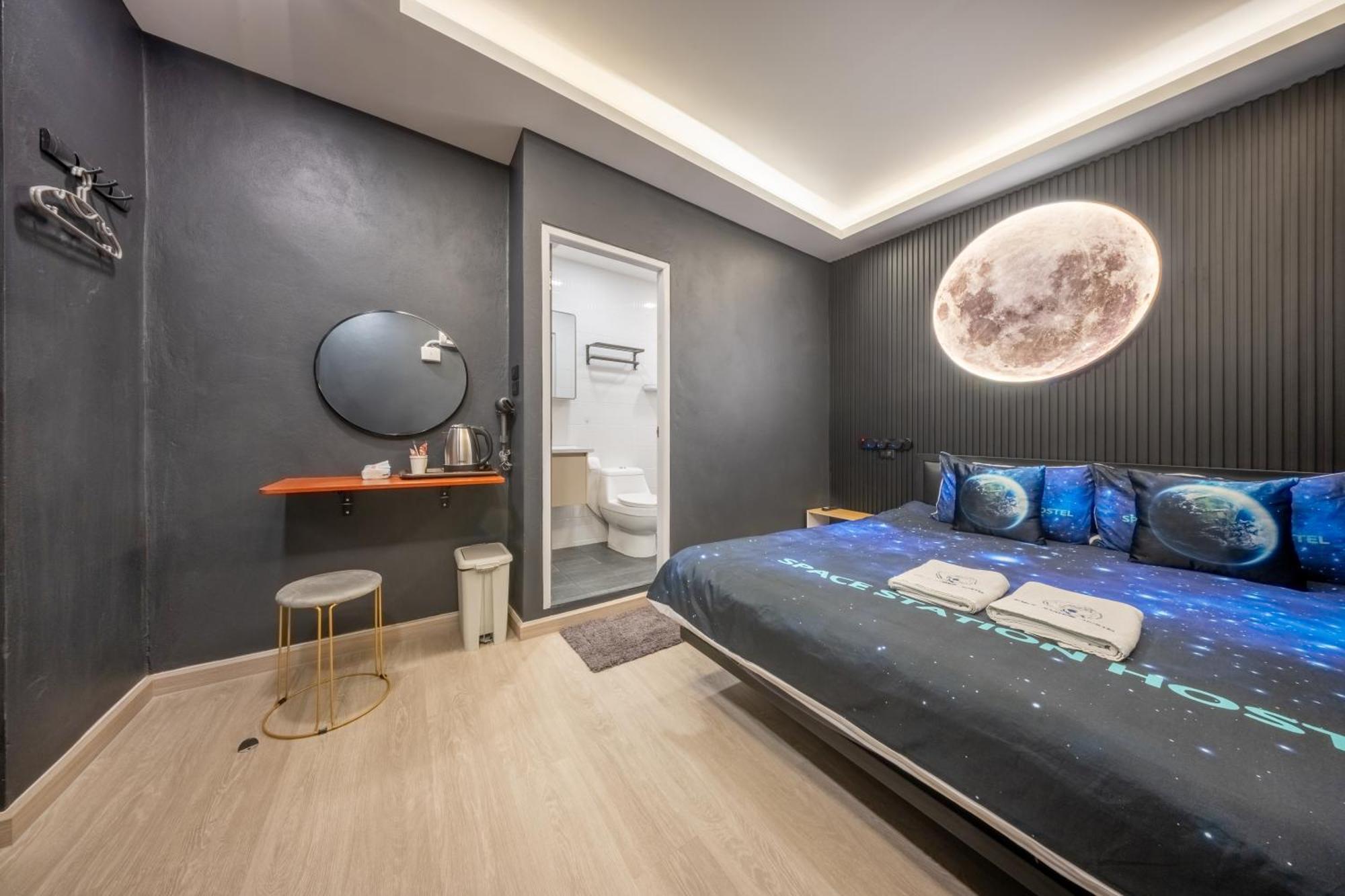 Space Station Hostel Bangkok Room photo